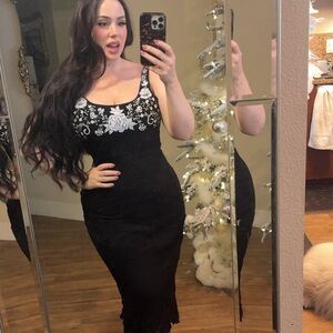 VINTAGE 1990s Embroidered Midi Dress